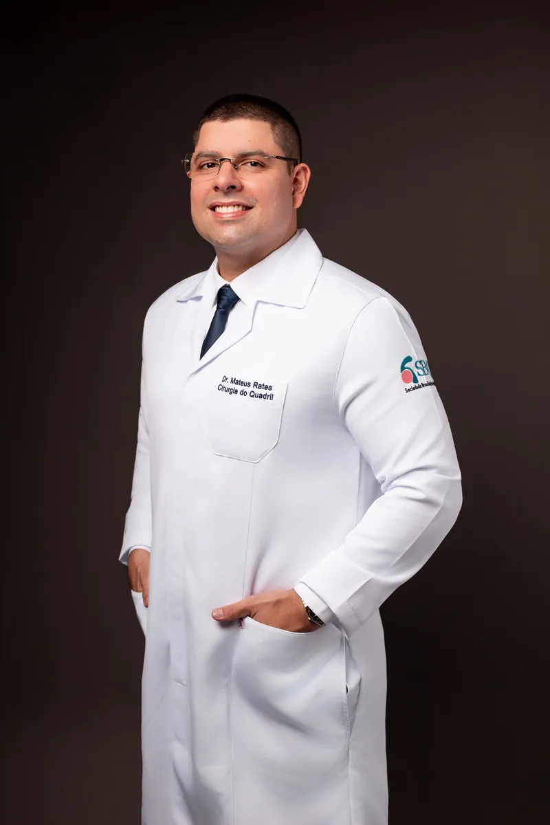 Dr. Mateus Rates, cirurgião do quadril